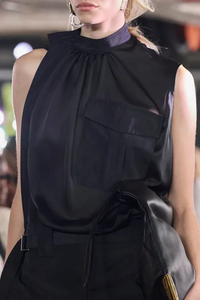 Look 84